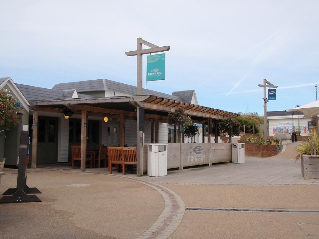 פראנפורת' Holidays At Perran Sands Holiday Park מראה חיצוני תמונה