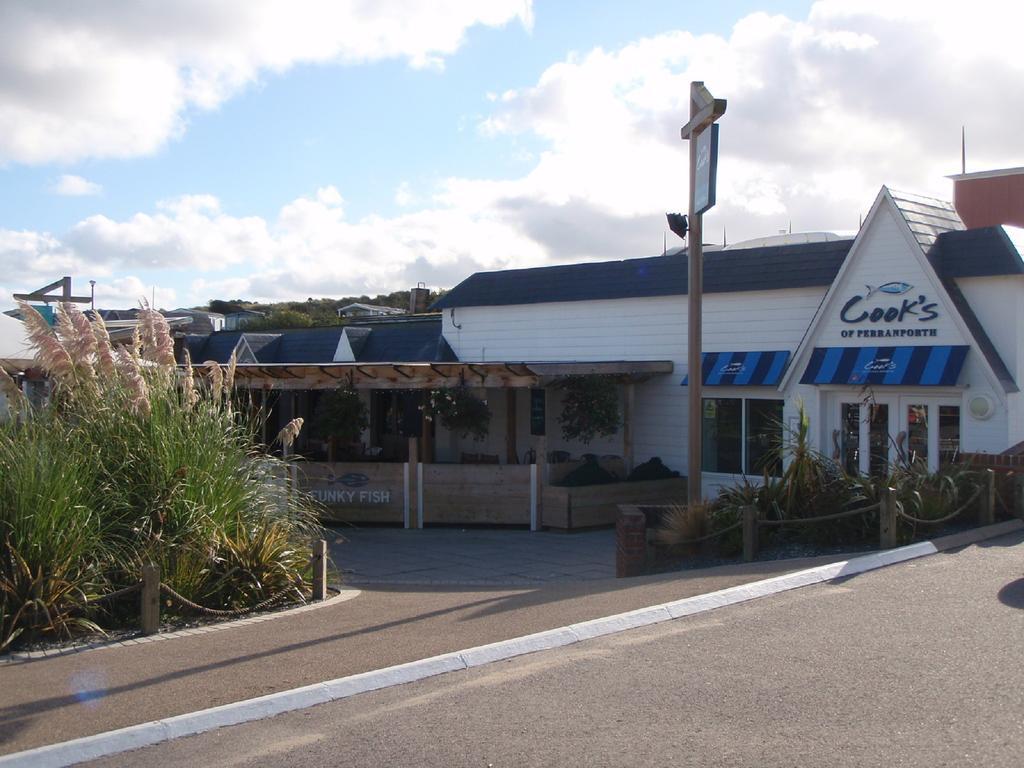 פראנפורת' Holidays At Perran Sands Holiday Park מראה חיצוני תמונה